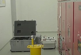 Высоковольтные установки BAUR для испытаний и диагностики методом измерения ЧР и ТD кабелей из сшитого полиэтилена на сверхнизкой частоте 0,1 Гц